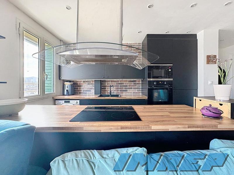 Appartement - 67 m² - 4 pièces