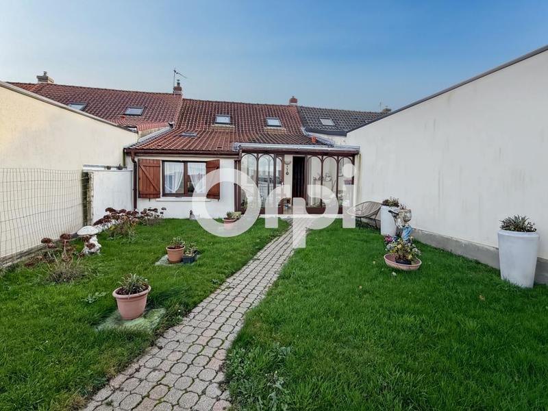 Maison - 80 m² - 4 pièces