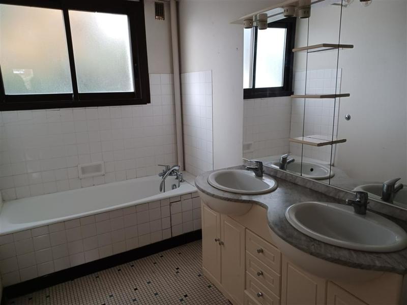 Appartement - 93 m² - 4 pièces