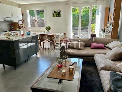 Maison - 115 m² - 6 pièces