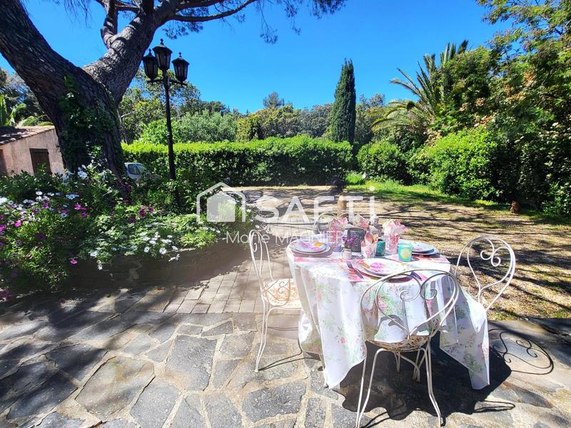 Maison - 269 m² - 12 pièces