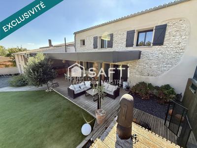 Maison - 180 m² - 7 pièces