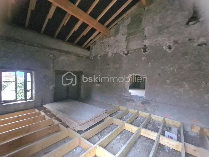 Maison ancienne - 180 m² - 7 pièces