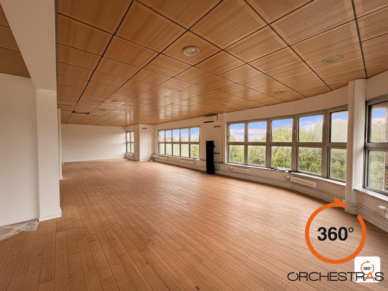 Local d'activités - 423 m²