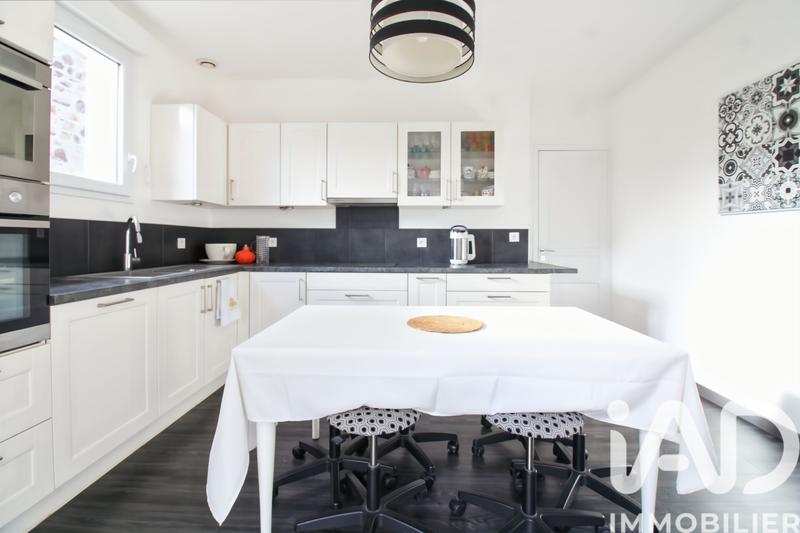 Maison de ville - 170 m² - 10 pièces