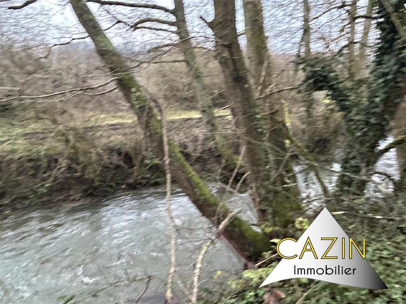 Maison - 418 m² - 10 pièces