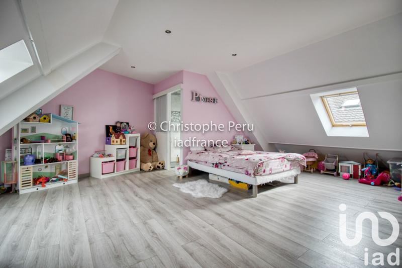 Maison - 244 m² - 7 pièces