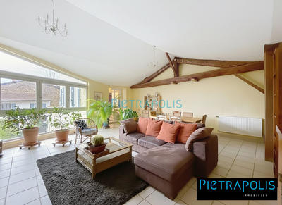 Maison ancienne - 223 m² - 8 pièces