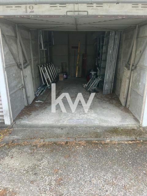 Parking / Garage - 13 m²