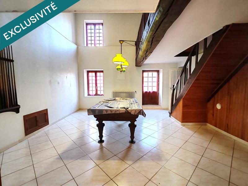 Maison - 270 m² - 7 pièces