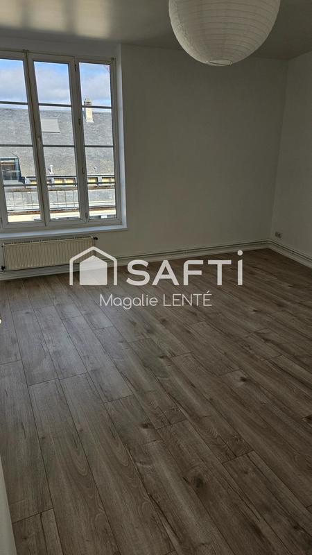 Appartement - 90 m² - 5 pièces