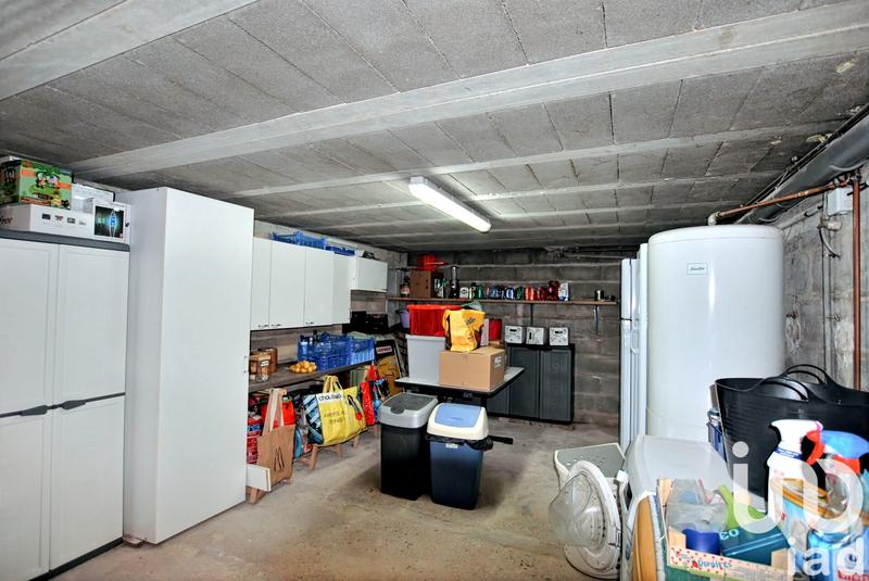 Maison - 121 m² - 6 pièces