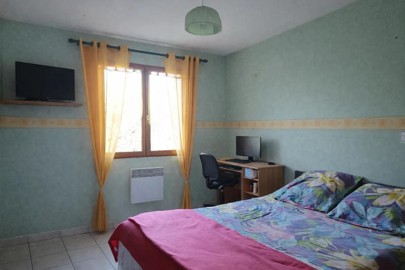 Maison - 92 m² - 4 pièces