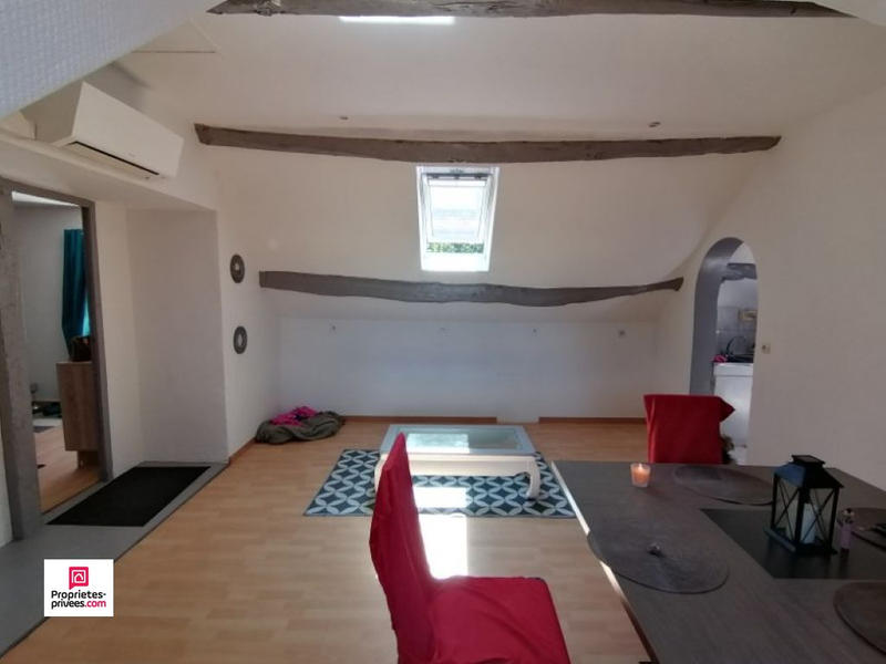 Maison - 280 m² - 11 pièces