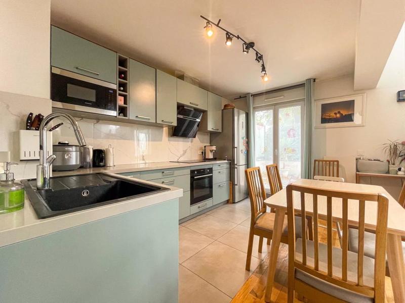 Duplex - 100 m² - 5 pièces