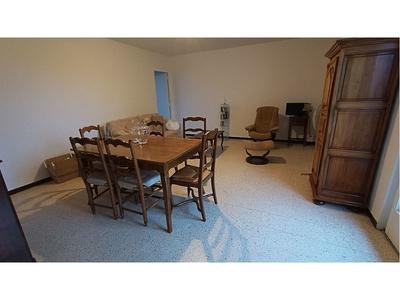 Maison traditionnelle - 76 m² - 4 pièces