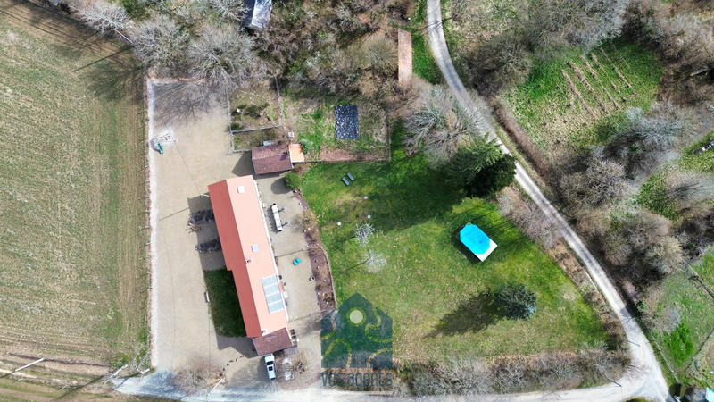 Propriété - 316 m² - 10 pièces