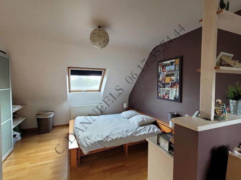 Maison - 177 m² - 7 pièces