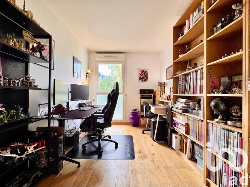 Appartement - 77 m² - 4 pièces