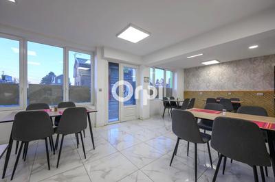 Maison - 176 m² - 3 pièces