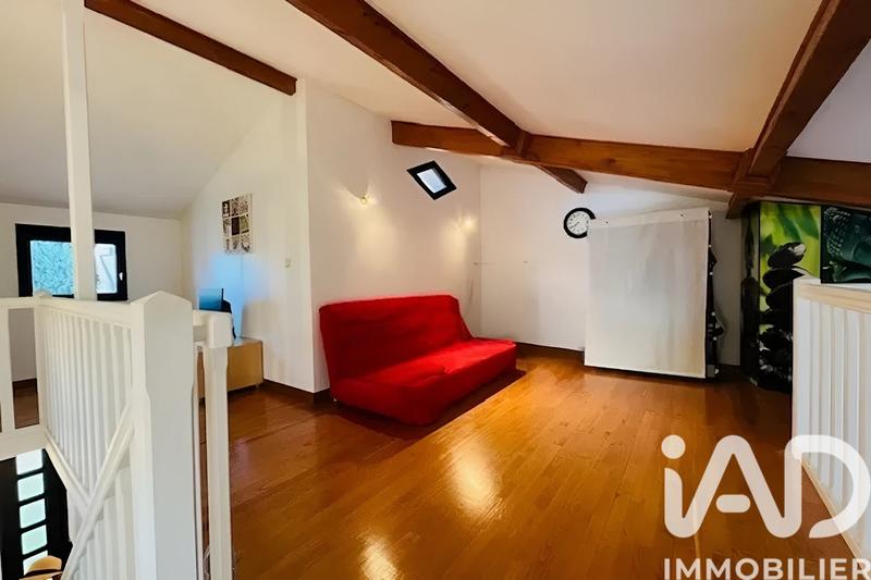 Maison - 246 m² - 8 pièces