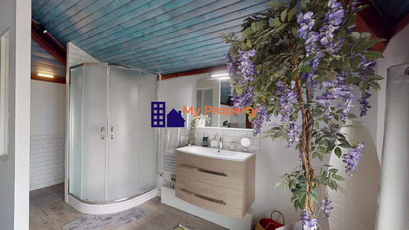 Maison - 175 m² - 7 pièces