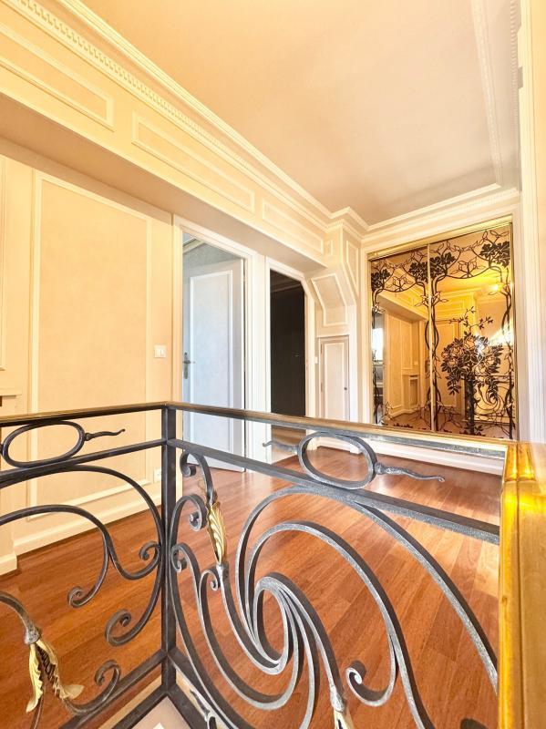 Maison - 171 m² - 6 pièces