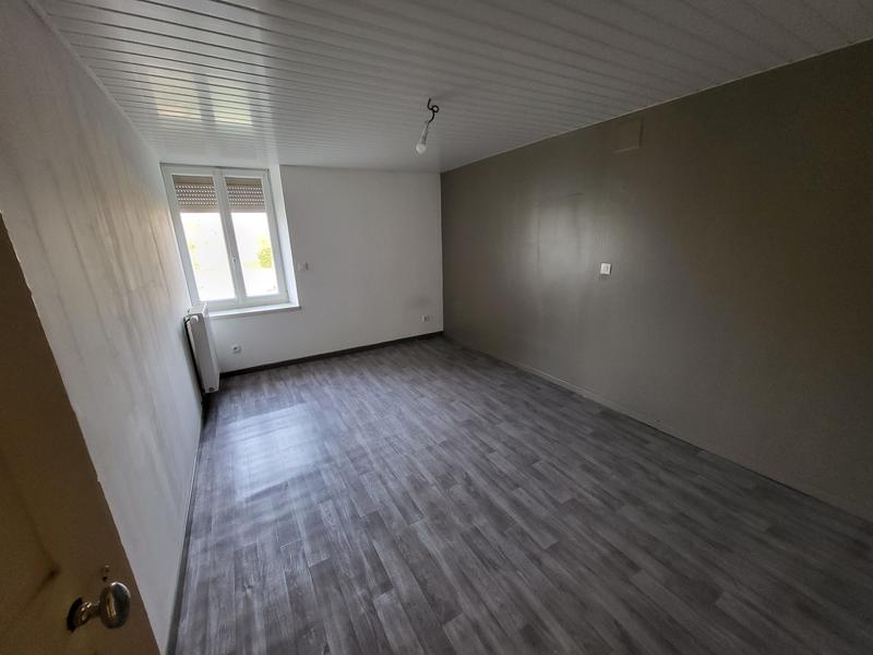 Maison - 200 m² - 9 pièces