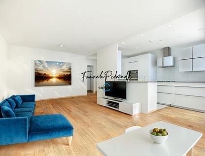 Appartement - 82 m² - 4 pièces