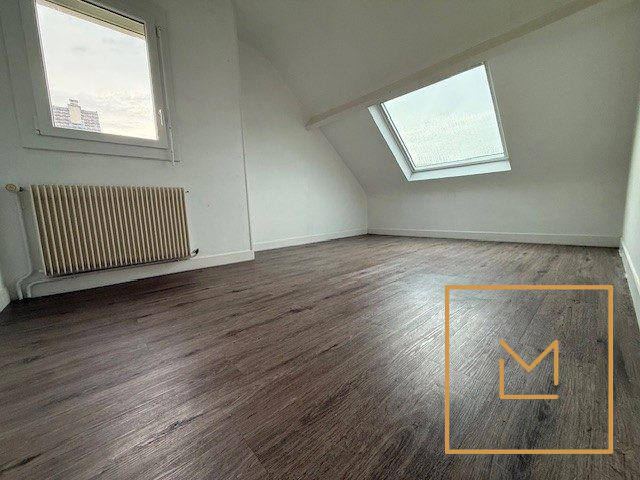 Maison - 85 m² - 5 pièces