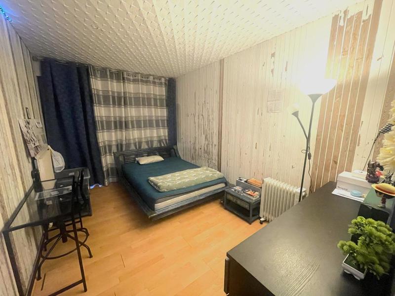 Appartement - 93 m² - 5 pièces