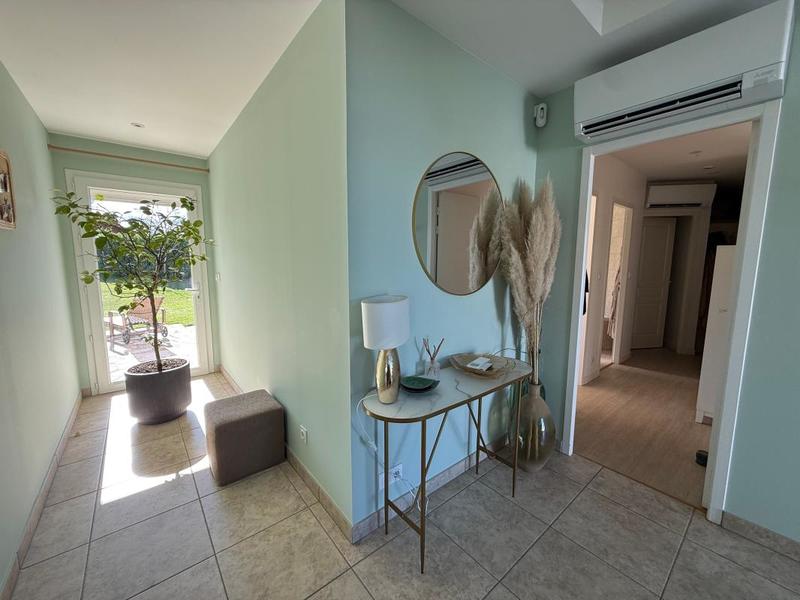 Villa - 275 m² - 9 pièces