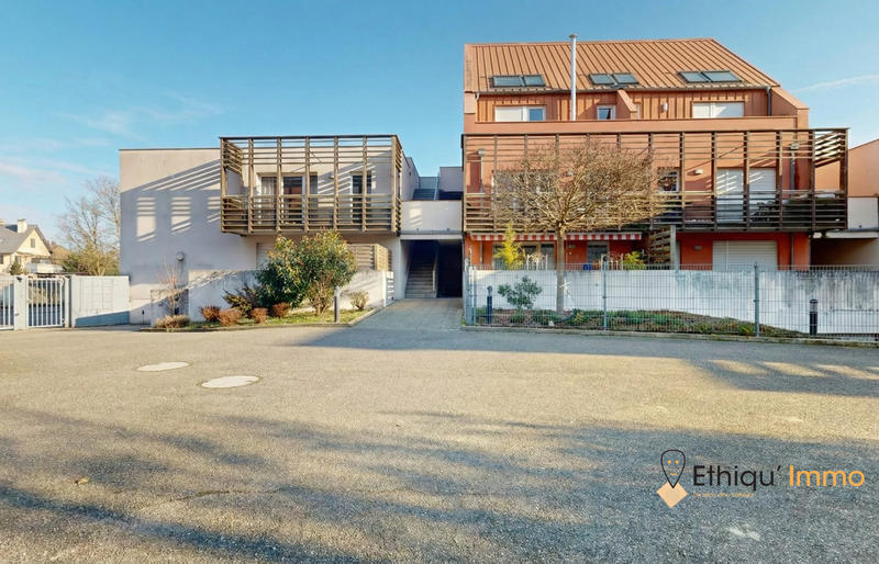 Appartement - 64 m² - 2 pièces