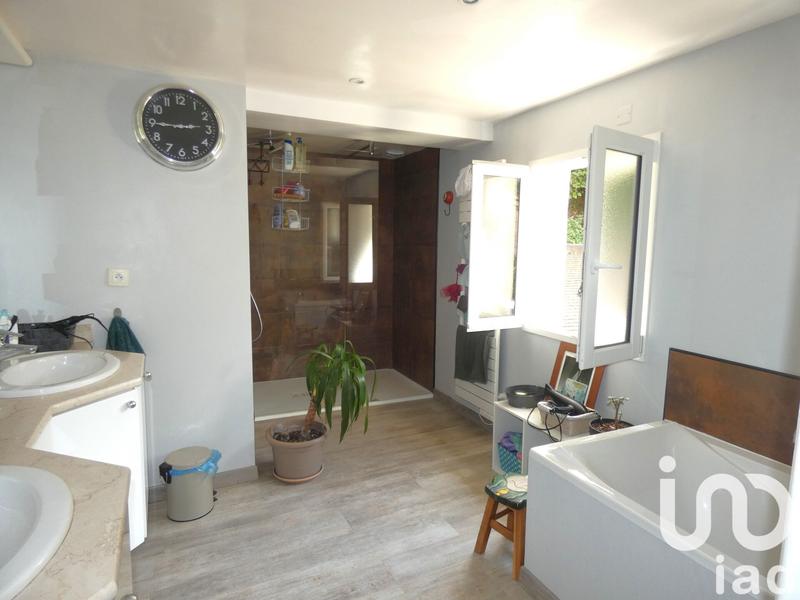 Maison - 190 m² - 7 pièces