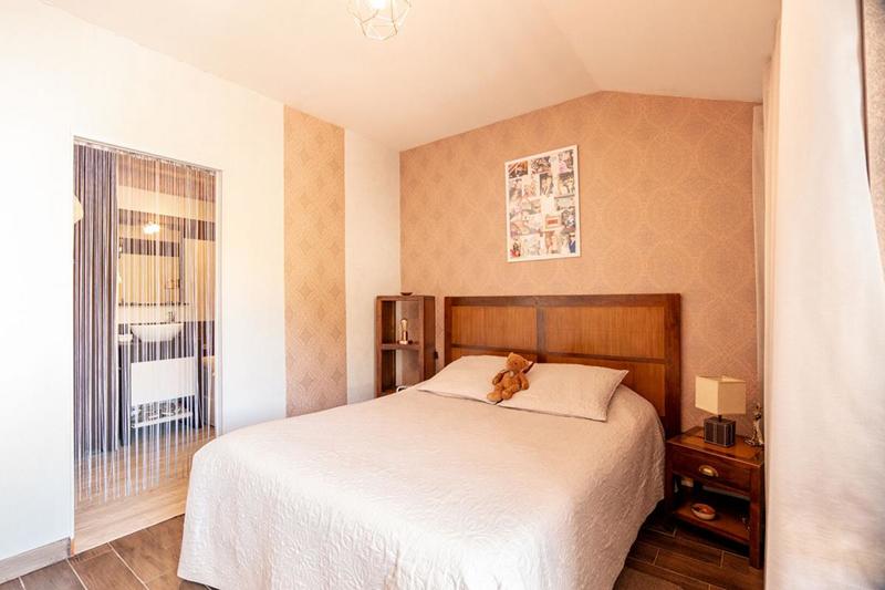 Maison - 186 m² - 8 pièces