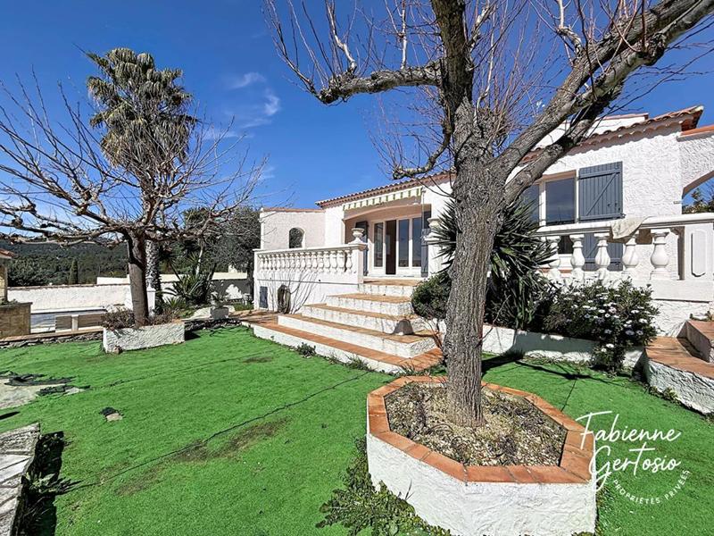 Maison - 146 m² - 6 pièces