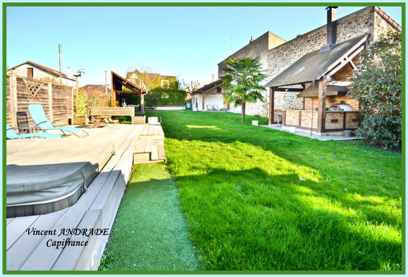 Maison - 167 m² - 6 pièces