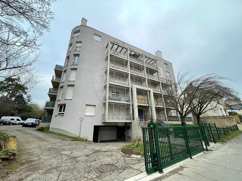 Studio - 19 m² - 1 pièce