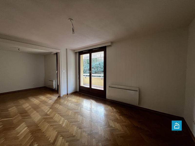 Appartement - 80 m² - 3 pièces