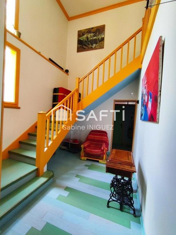 Maison - 299 m² - 8 pièces