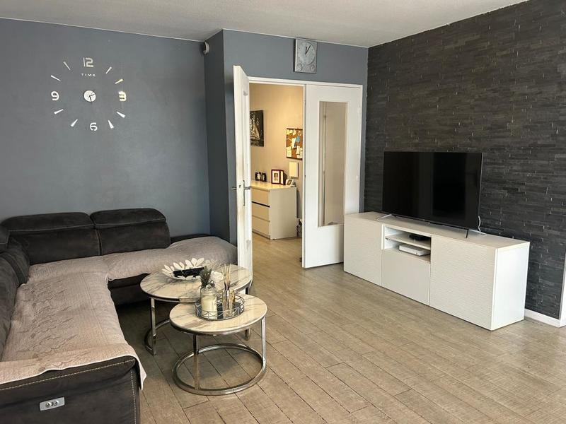 Appartement - 100 m² - 4 pièces