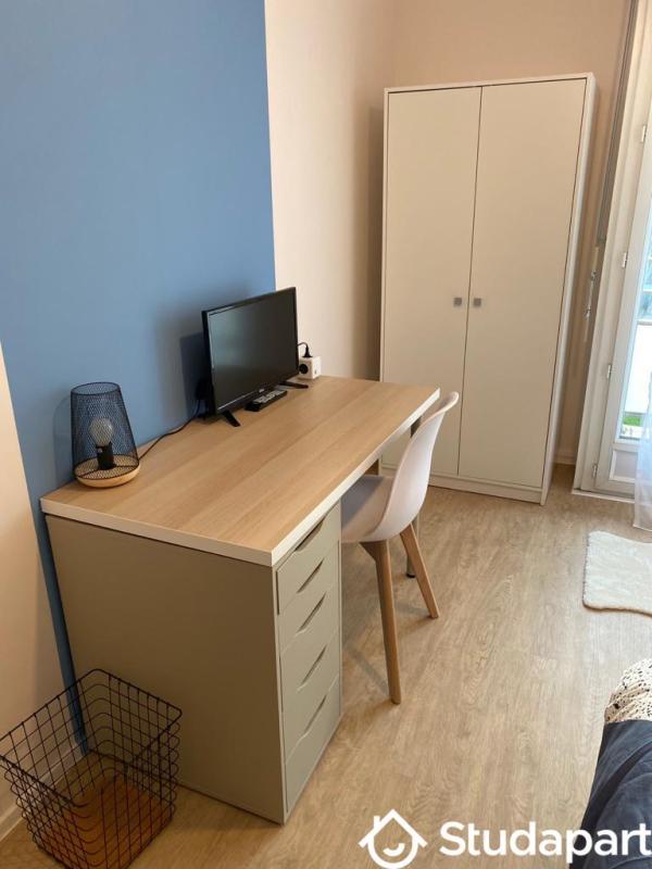 Chambre - 12 m² - 1 pièce