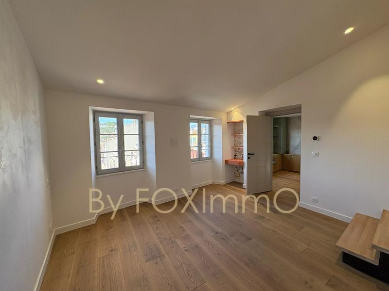 Maison de village - 209 m² - 8 pièces