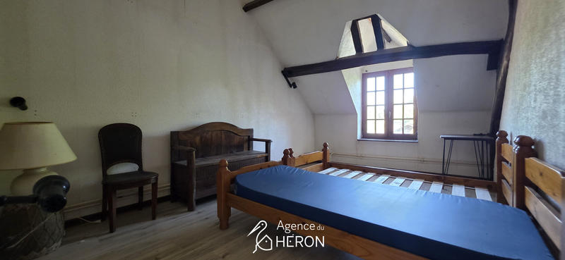 Maison - 201 m² - 7 pièces