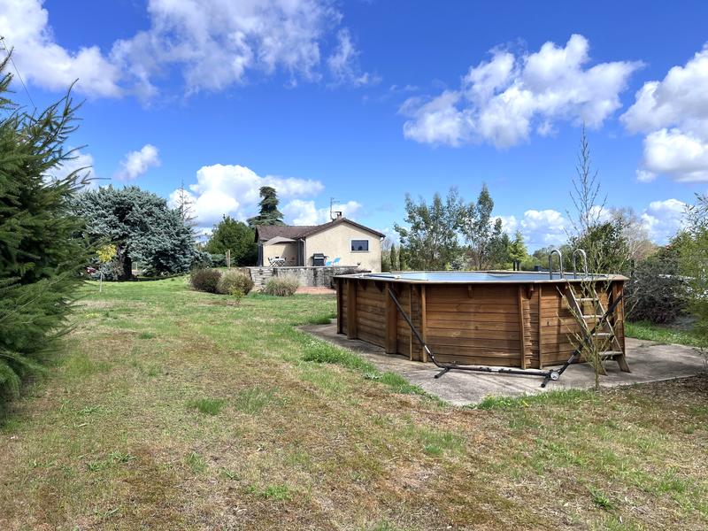 Maison traditionnelle - 100 m² - 5 pièces