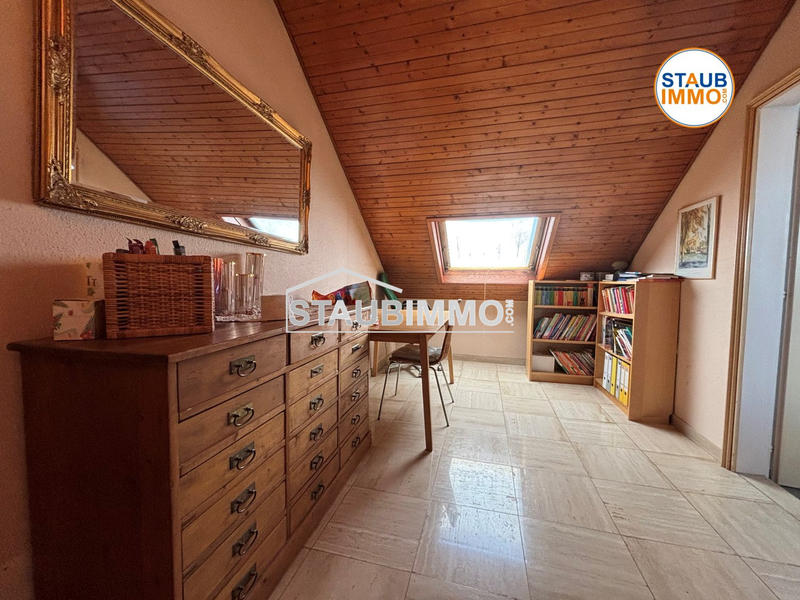 Maison - 177 m² - 7 pièces