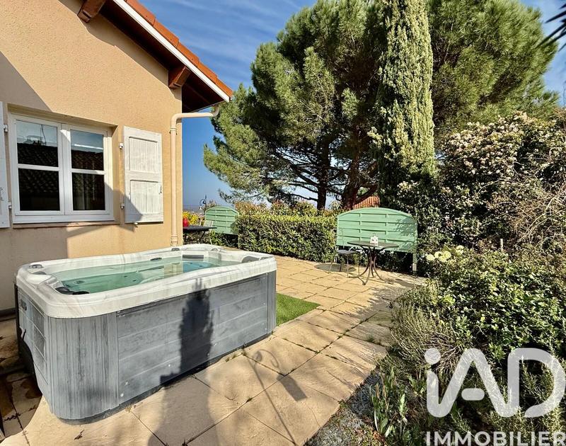 Maison de maîtres - 172 m² - 8 pièces