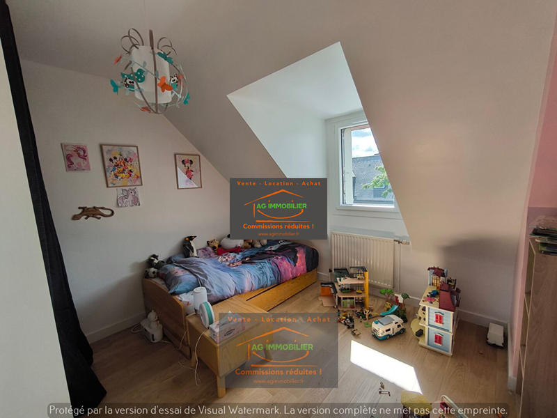 Maison - 141 m² - 7 pièces