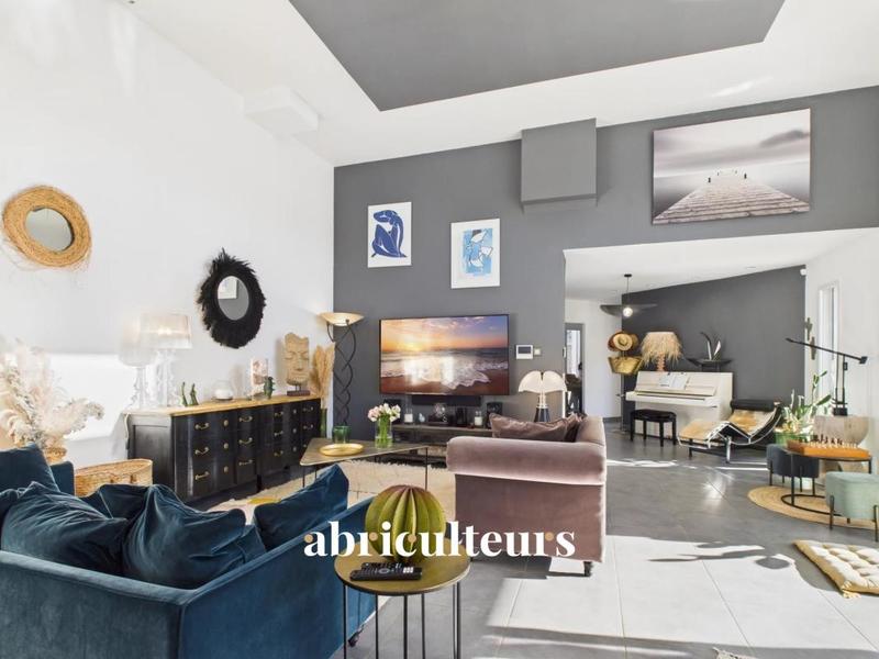 Maison ancienne - 139 m² - 5 pièces