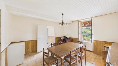 Corps de ferme - 142 m² - 6 pièces